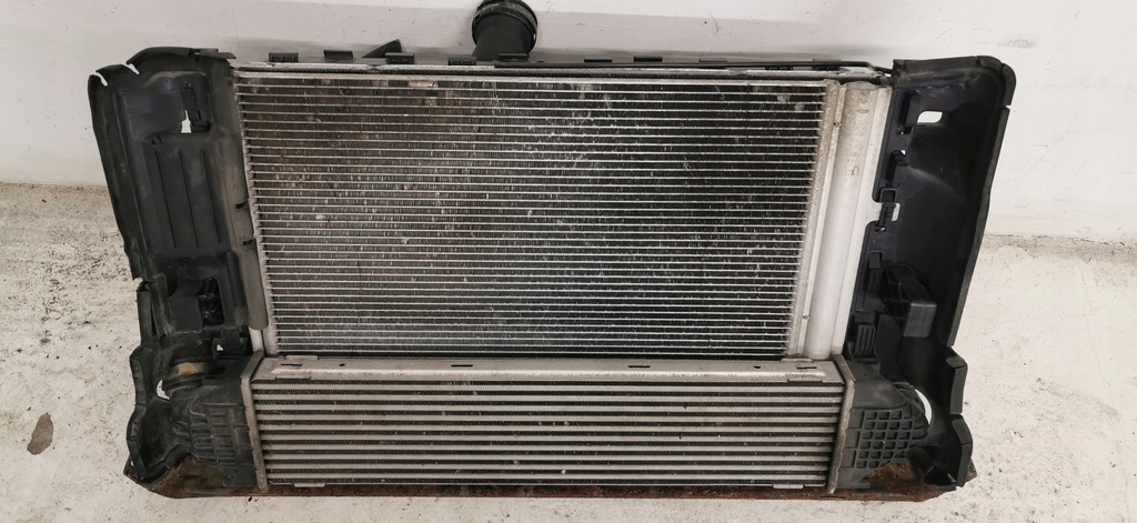 фото №1, Радіатор i вентилятор volvo v60