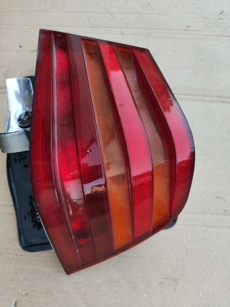 фото №4, Лампа правая задняя задняя задняя mercedes w140