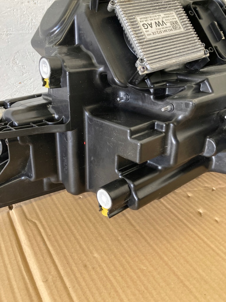 фото №14, Skoda kodiaq lift лампа права full led orygi.