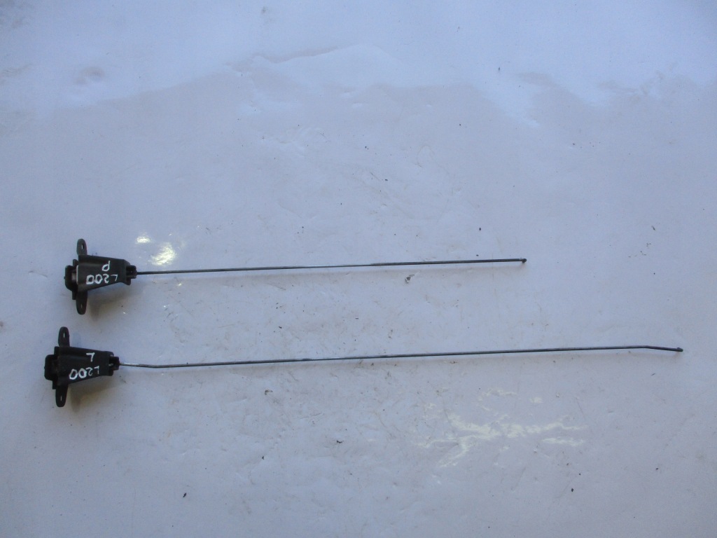 Купить Засов замок пружина крышки борта багажника задний  правый l200 iv