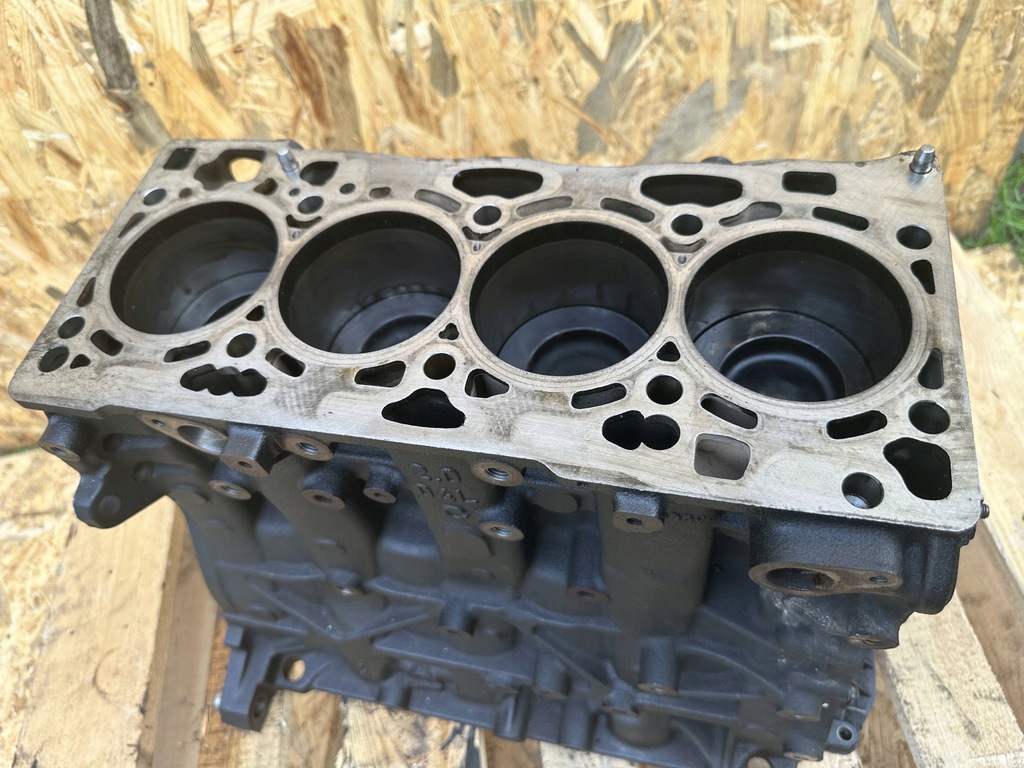 фото №8, Блок двигателя dół wał поршни skoda vw 2.0 tdi dff