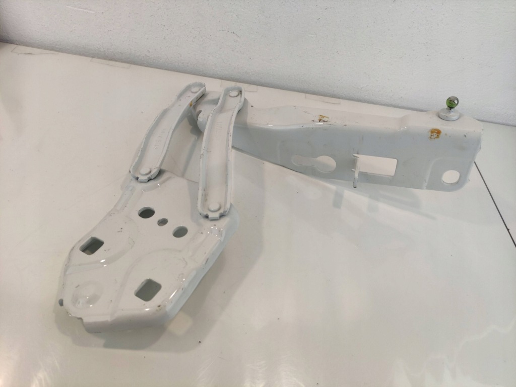 Volvo xc40 ii 2 петля капот левый перед 32297489 Недорого