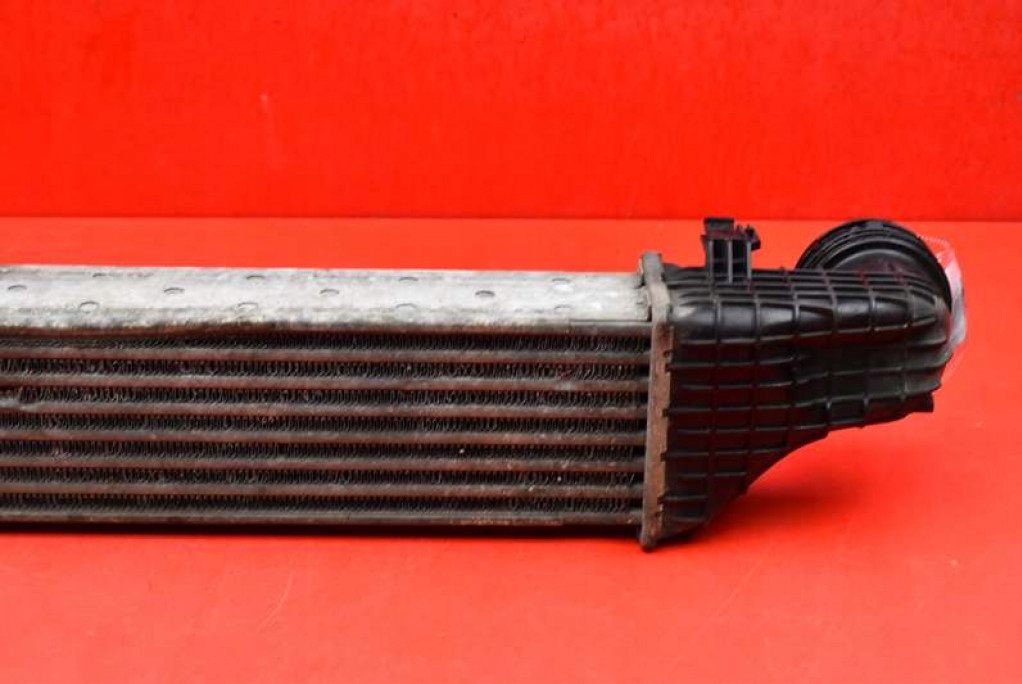 Радіатор інтеркулер a2115002602 mercedes e-klasa w211 3.0 cdi 224 km Зі Шроту