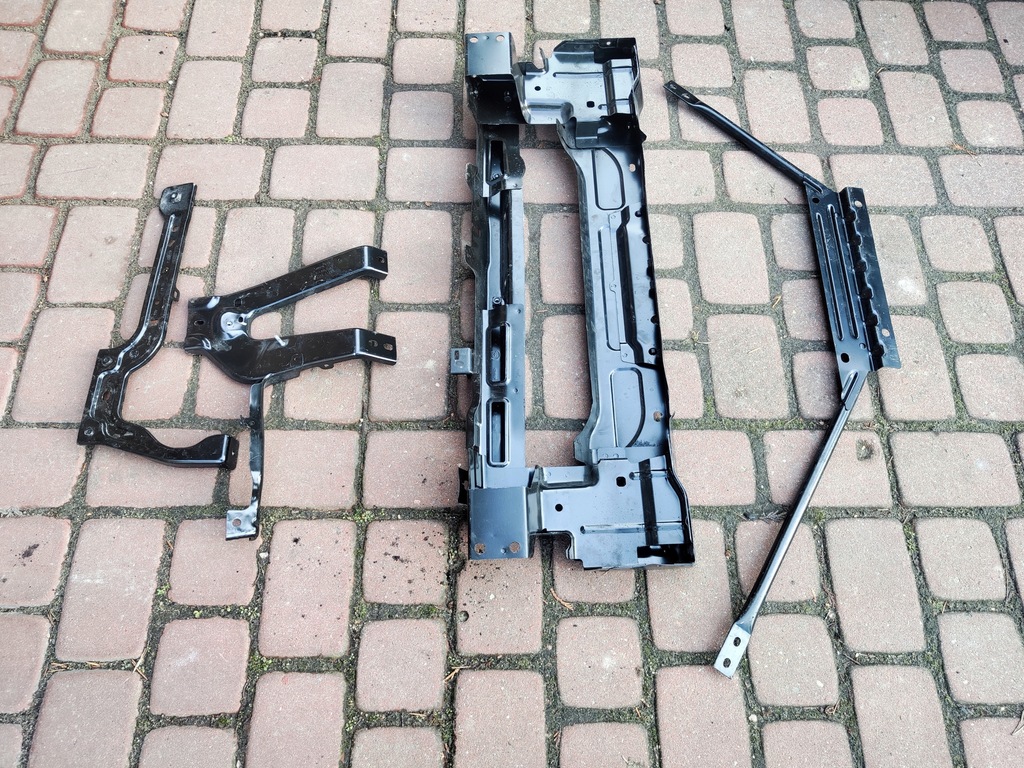 фото №6, Skoda enyaq 5la передний pas усилитель верхний соединитель кронштейн балка