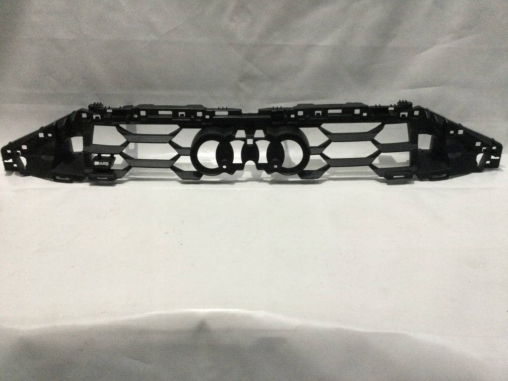 фото №1, Audi a3 8y0853949a решётка радиатора решётка радиатора оригинал
