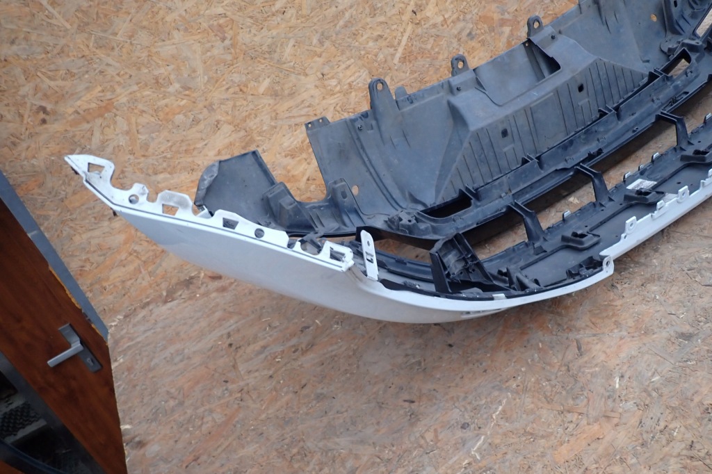 фото №11, Бампер l.r. discovery v l462 16-20 перед dynamic r-dynamic hy3m-17d750-aa