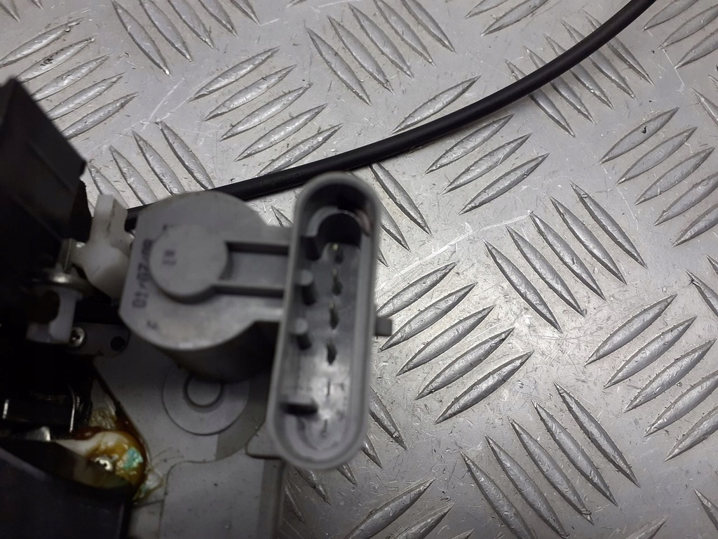 фото №4, Замок дверь правый задняя fiat doblo i 4pin