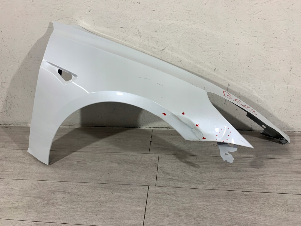 Купити Крило правий перед tesla model 3 3 17-