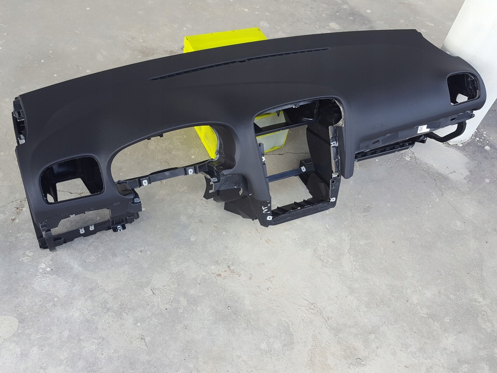 фото №7, Консоль панель приладів панель приладів vw golf vi 2 подушка безпеки 2 ремені