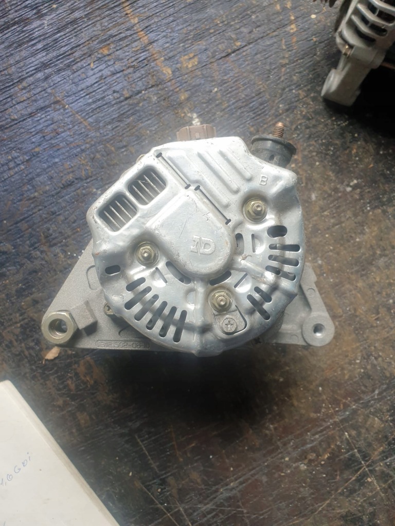 фото №2, Toyota corolla verso 1,8 бензин генератор