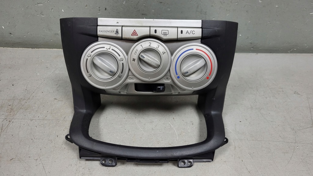 фото №1, Панель кондиціонера daihatsu sirion ii