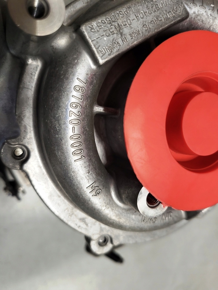 Nowa турбонагнетатель renault maser iii 2.3dci 144101946r в Украине