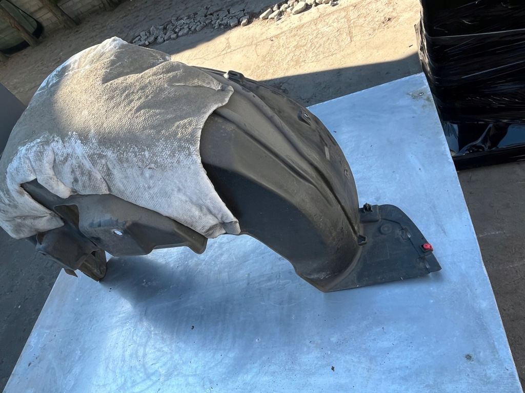 Купити Підкрилок праве задній peugeot 2008 ii 19- 9825798780 оригінал