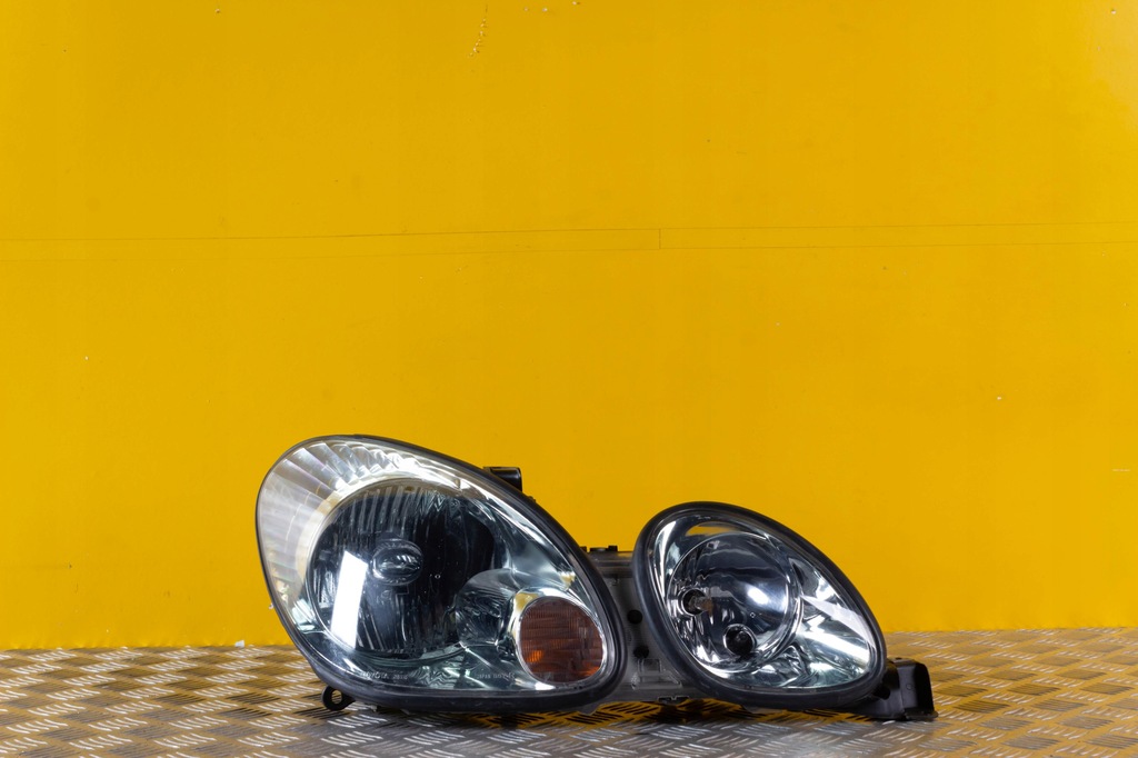 фото №1, Lexus gs gs300 gs430 фара лампа обычная r usa