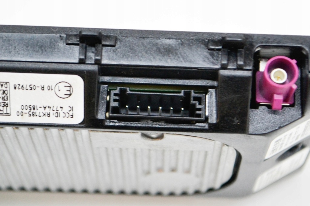 фото №6, Volkswagen id.3 e11 pro бездротова станція заряджання смартфонів 5na980611