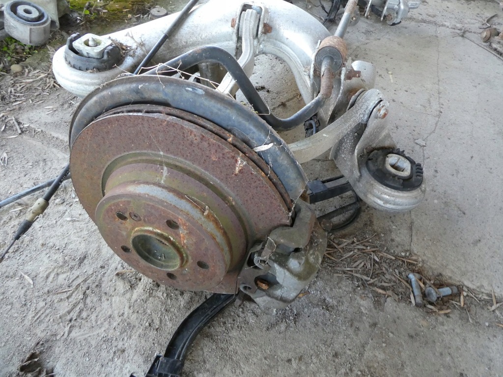 фото №4, Балка підвіска задня підрамник mercedes w211