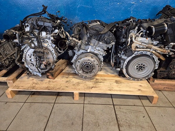 Підрамник pod двигун підрамник поперечина оригінал демонтаж mercedes c klasa w205 Київ