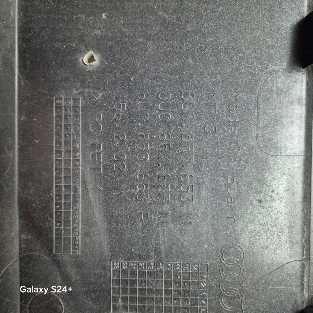 Audi q3 8u0 рестайлинг  s-line 2016 - бампер передний решётка радиатора решётка Киев