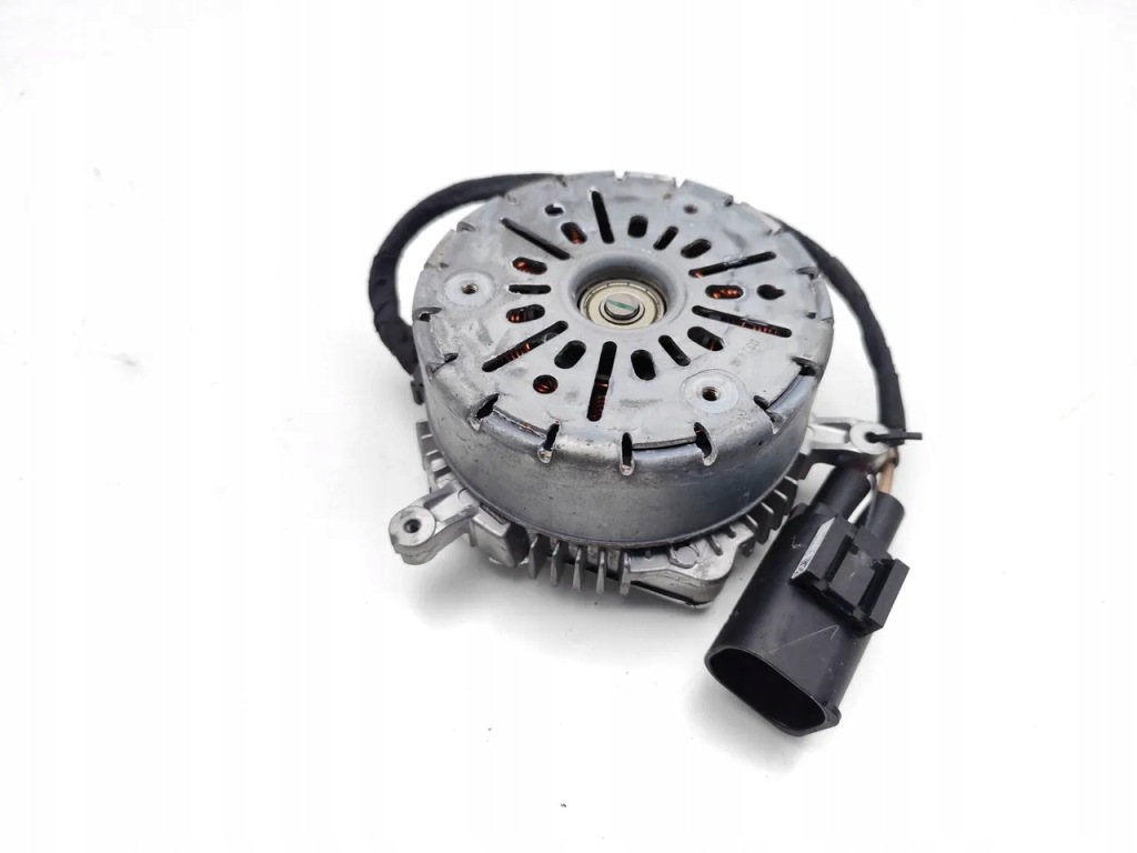 Bmw i4 вентилятора охлаждающий 2024 купе 4/5dr 7935173 793517304 22-24 Оригинал