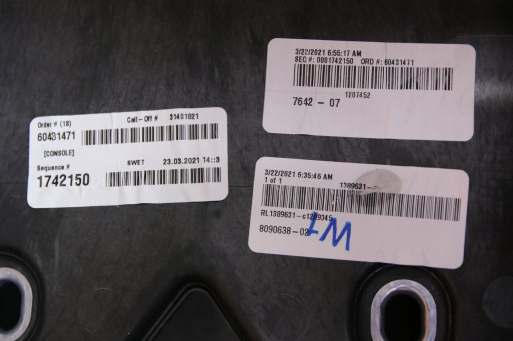 Bmw x4 g02 lci туннель средний подлокотник niebieski шов кожа 9503972 Недорого