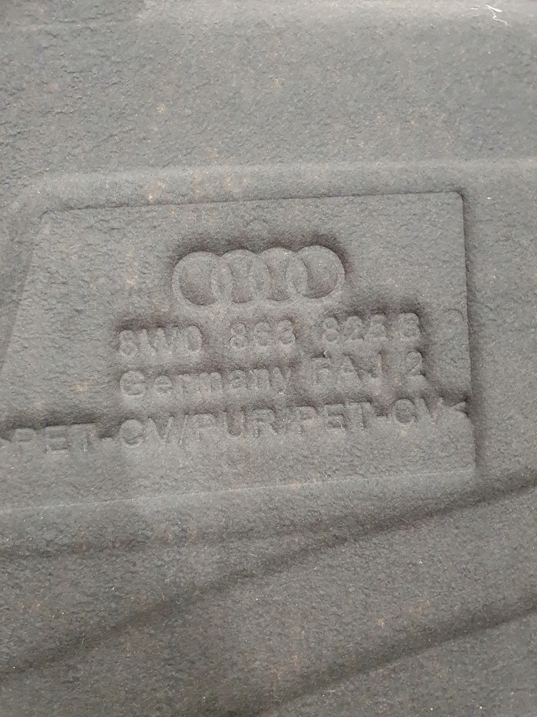 фото №7, Audi a4 b9 шумоизоляция капот usa - оригинальные запчасти автомобильные