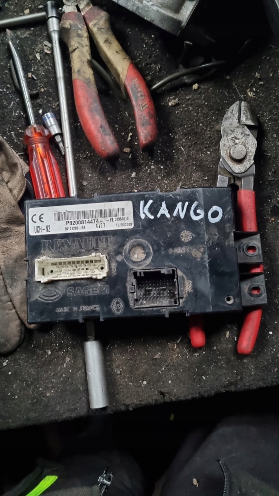 фото №1, Renault kangoo i коробка bsi p8200814474r