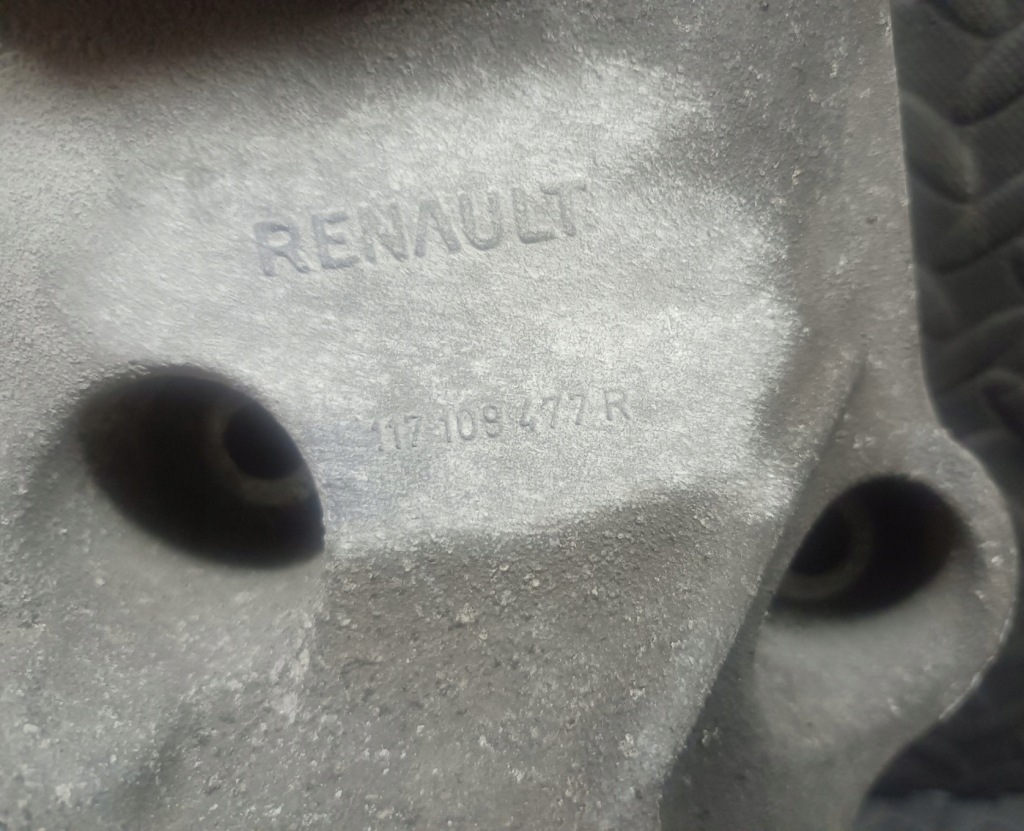 Кронштейн генератора renault оригинальный номер 117109477r Доставка
