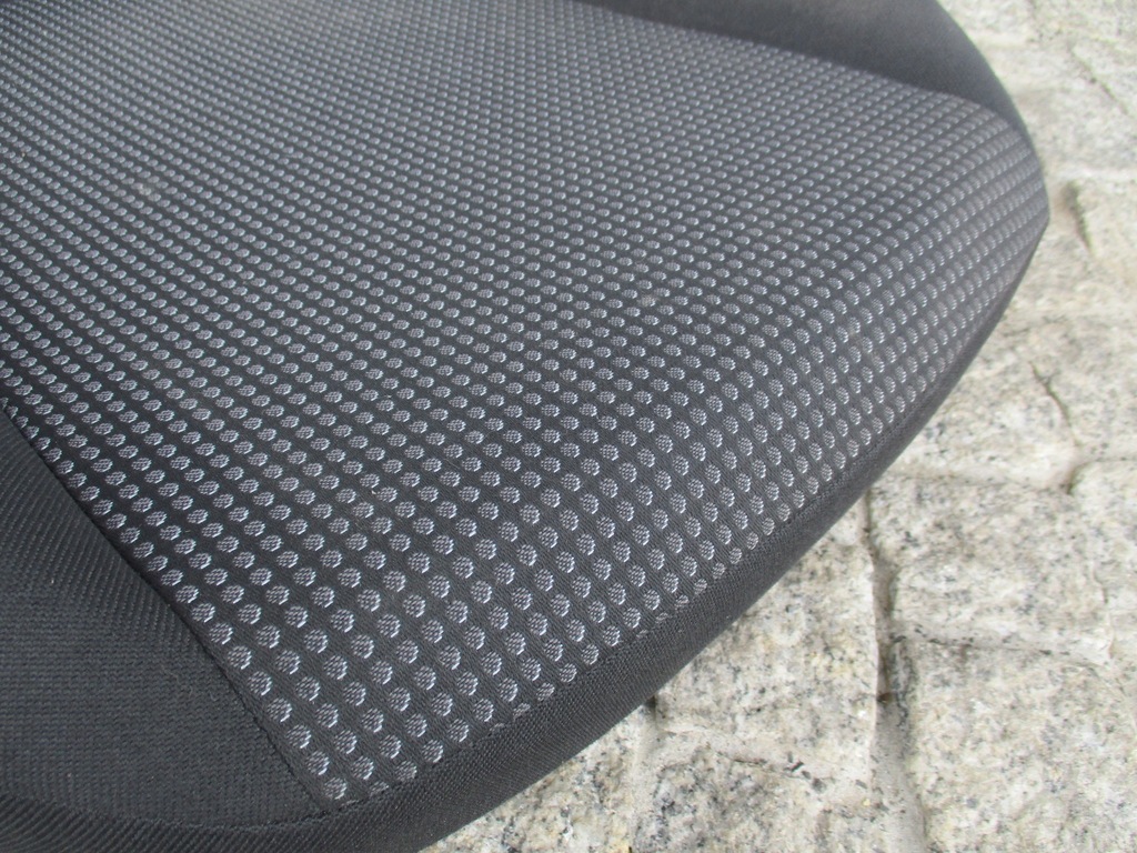 фото №11, Corsa d 06-12 3-дверь обивка сиденье сиденье пассажира