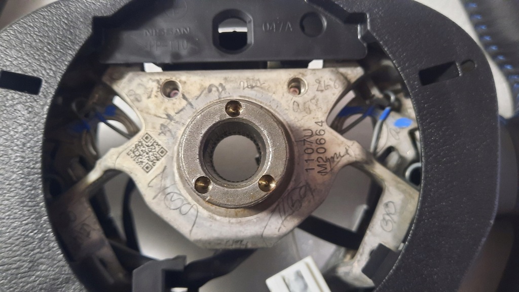 фото №9, Nissan leaf ii воздуховод кожаный