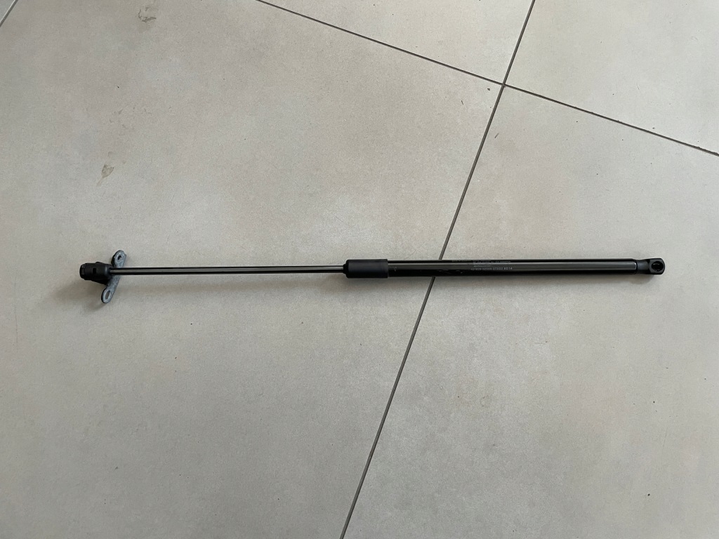 фото №1, Volvo xc60 ii b5 awd привід капот перед 32318591