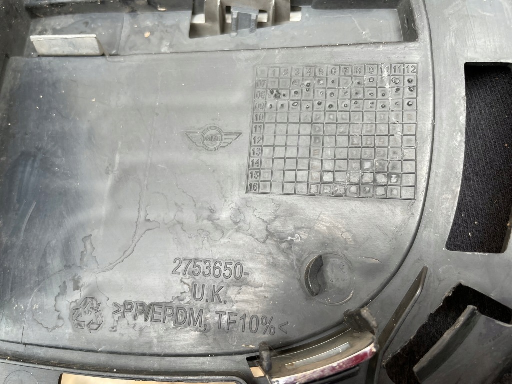 фото №6, Mini cooper r55 r56 r57 средняя решётка бампера перед передняя a-nex