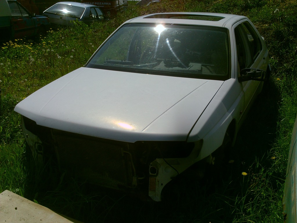 фото №12, Peugeot 605 3,0 v6 бампер задня білий колір стан db zdrowy 91r двері крила