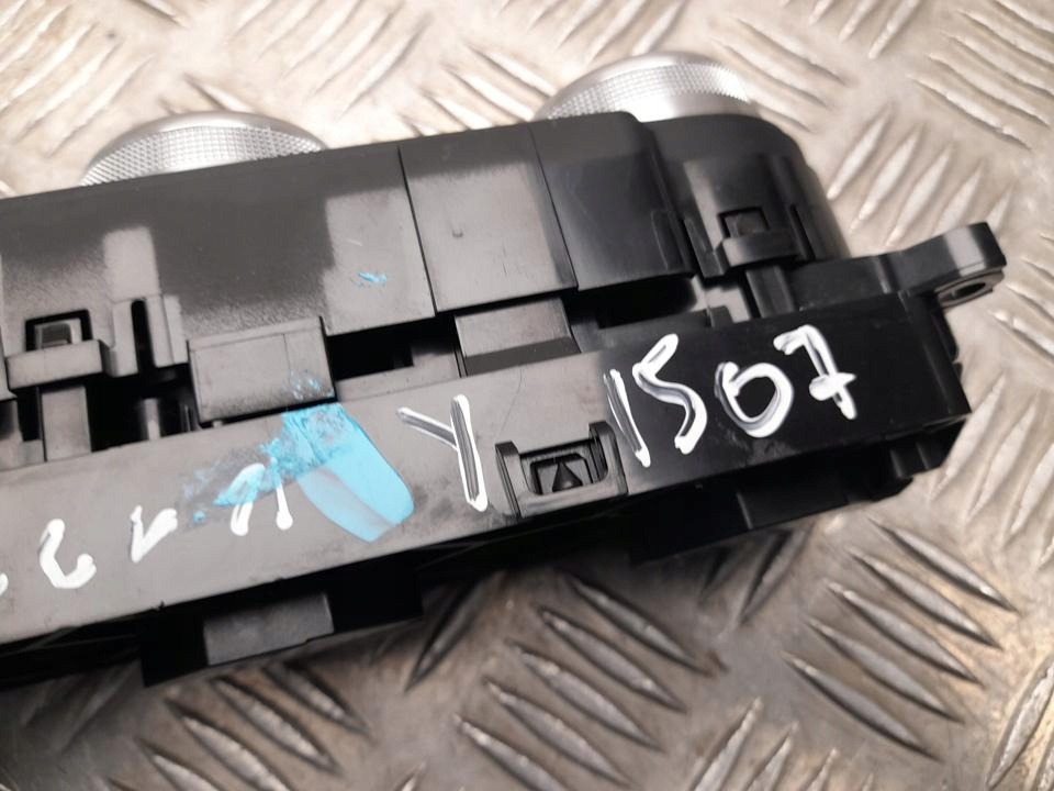 Блок керування автоматичної кондиціонера dacia sandero iii 2022 275100298r в Україні