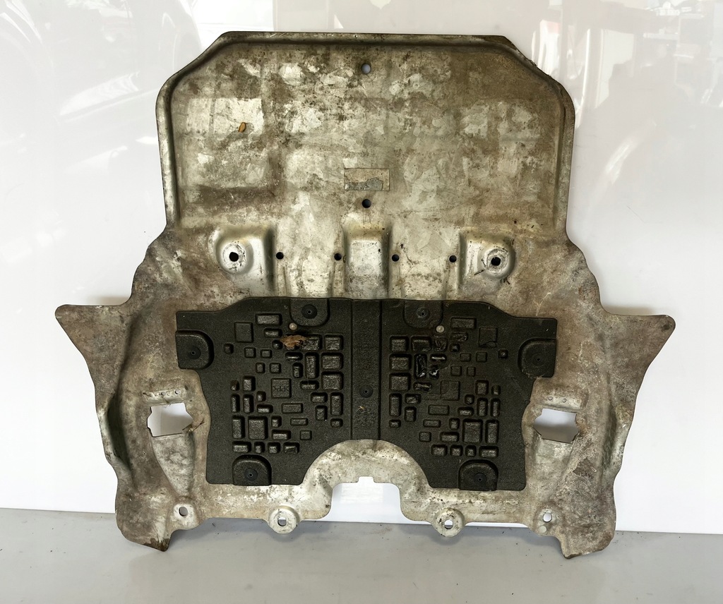 фото №1, Mercedes sl r231 w231 защита pod двигатель a2315240385 металлическая