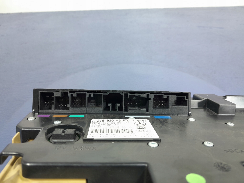 фото №7, Mercedes s w221 лампа бардачок потолочный перед a2168204385