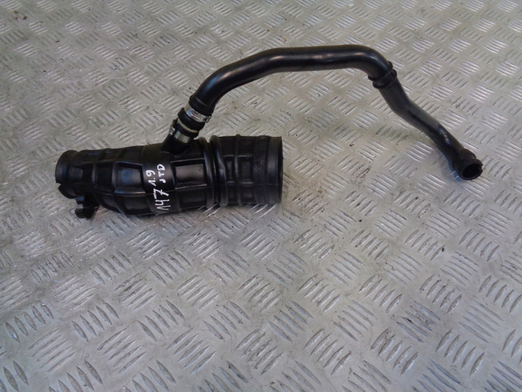фото №3, Шланг воздуха turbo воздухозаборник alfa romeo 147 lift 1.9 jtd 04-