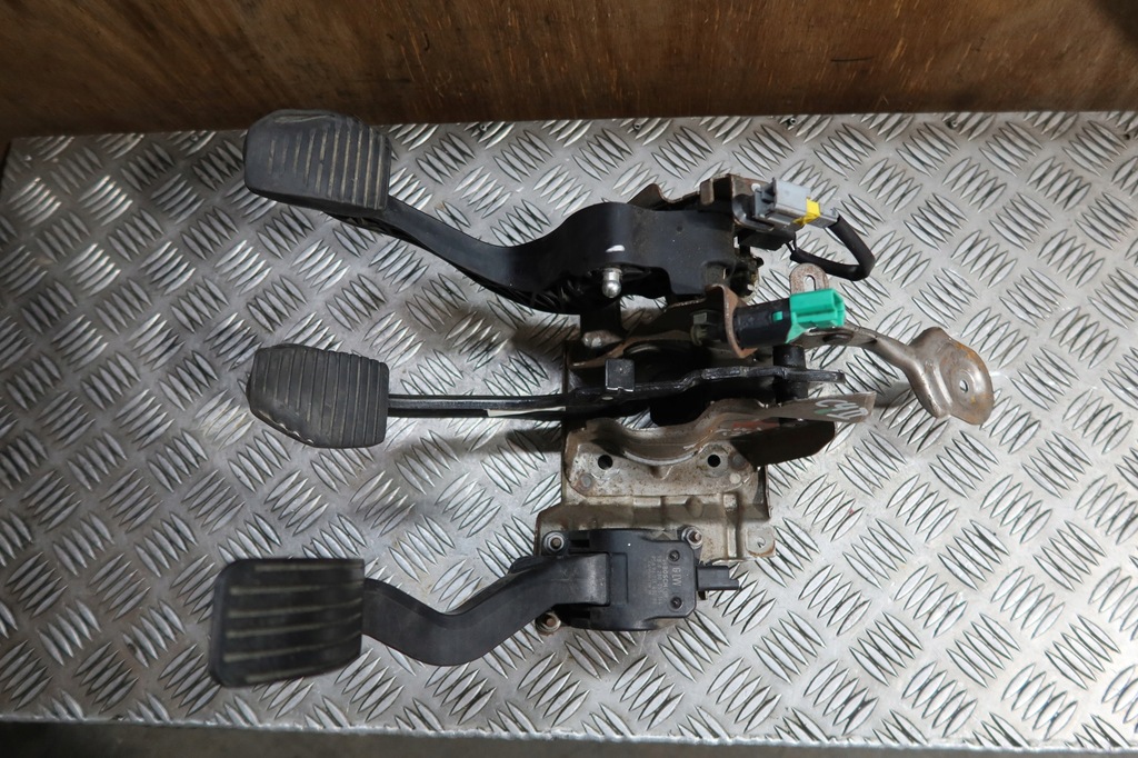 фото №1, Комплект педалей citroen c4 ii