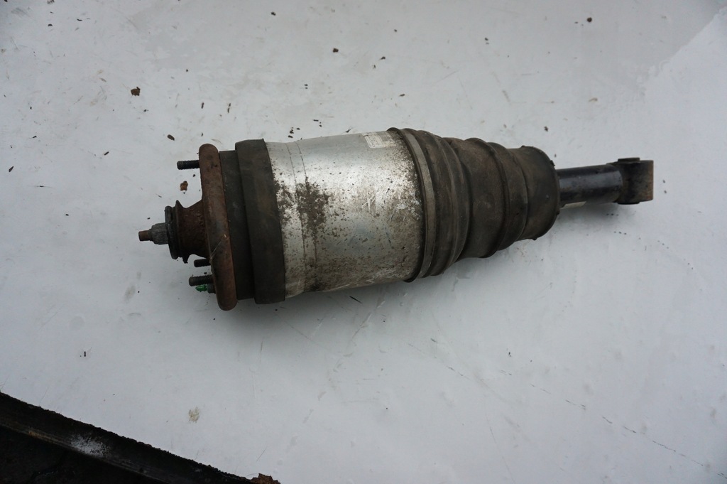 фото №1, Амортизатор пневмоподушка левый задняя land rover discovery 4