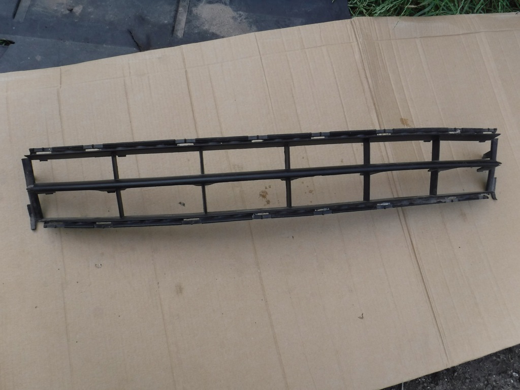 фото №1, Решётка бампера средняя renault laguna ii