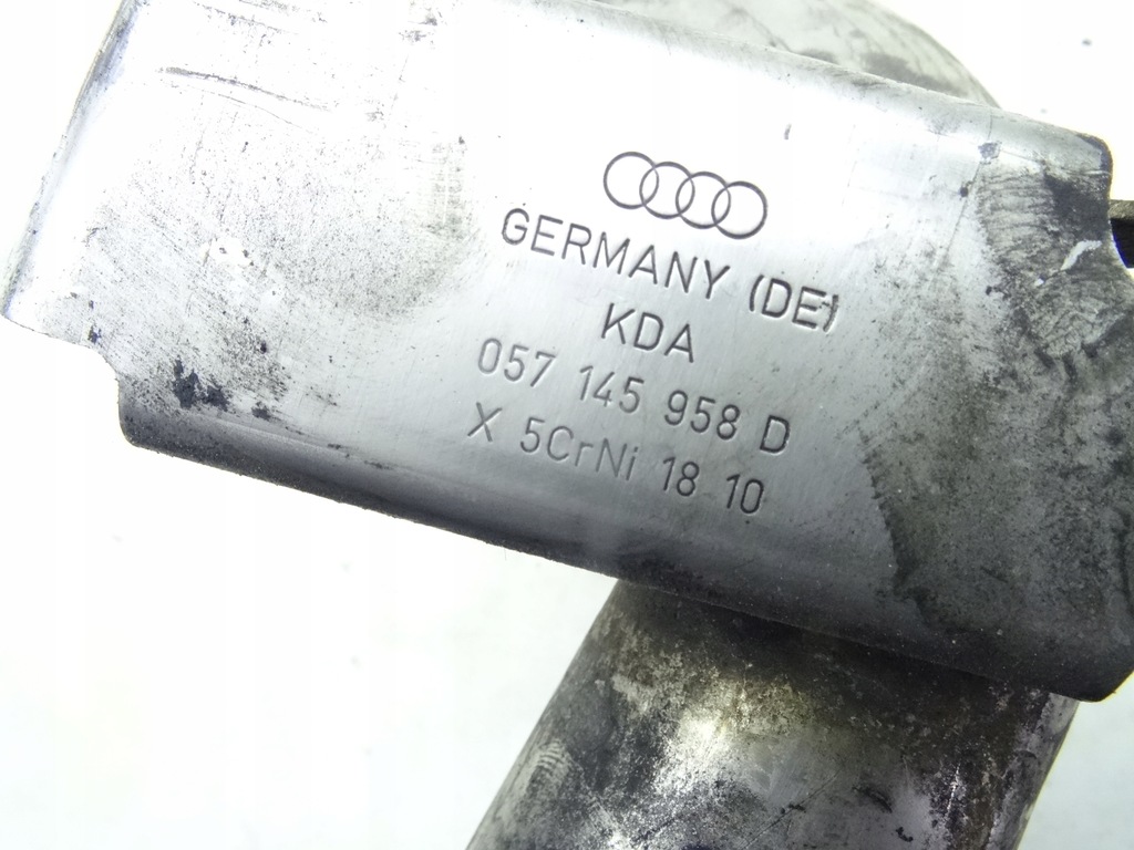 фото №3, Audi a8 d3 труба интеркулер 057145958d