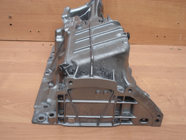 Поддон масляная 1113 8572020 bmw f10 f11 xdrive 2.0 d b47 масла 3 Киев