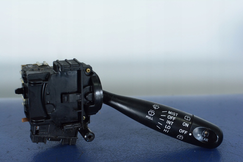 фото №1, Toyota yaris verso перемикач двірник