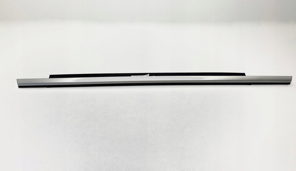 фото №15, Молдинг ущільнювач віконна audi a3 s3 sr3 задня