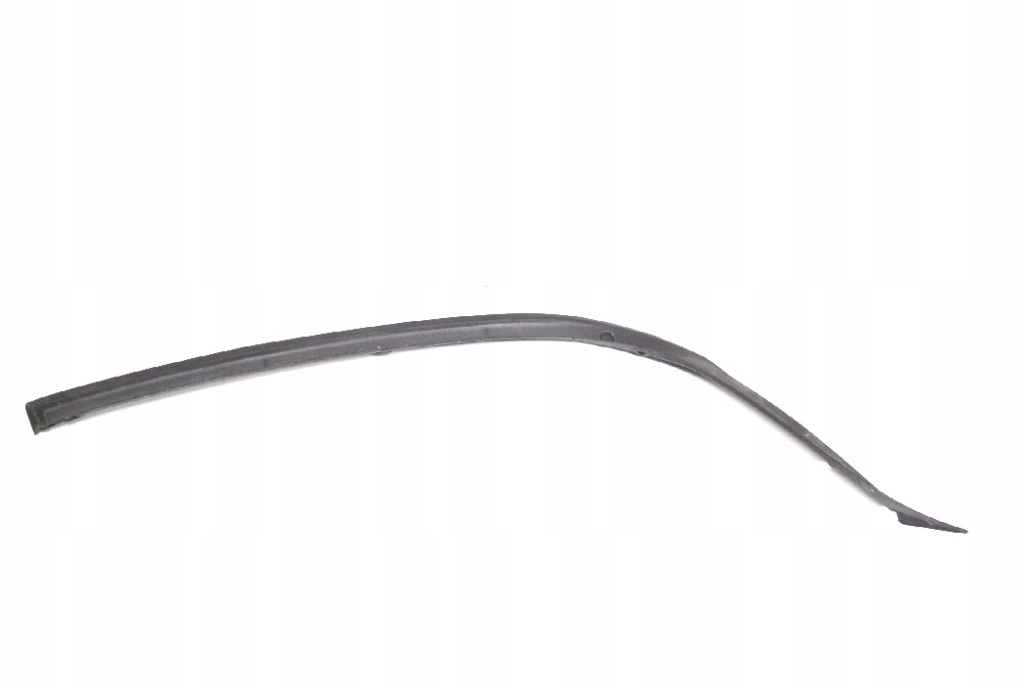 фото №1, Mercedes r172 slk200 2012 rhd молдинг декоративная крышки багажника правая