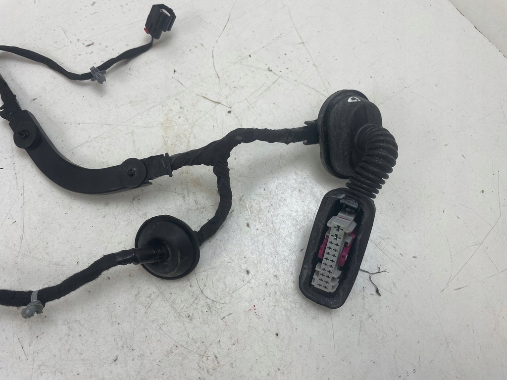 фото №11, 2018 cadillac escalade iv жгут дверь задних 84305343