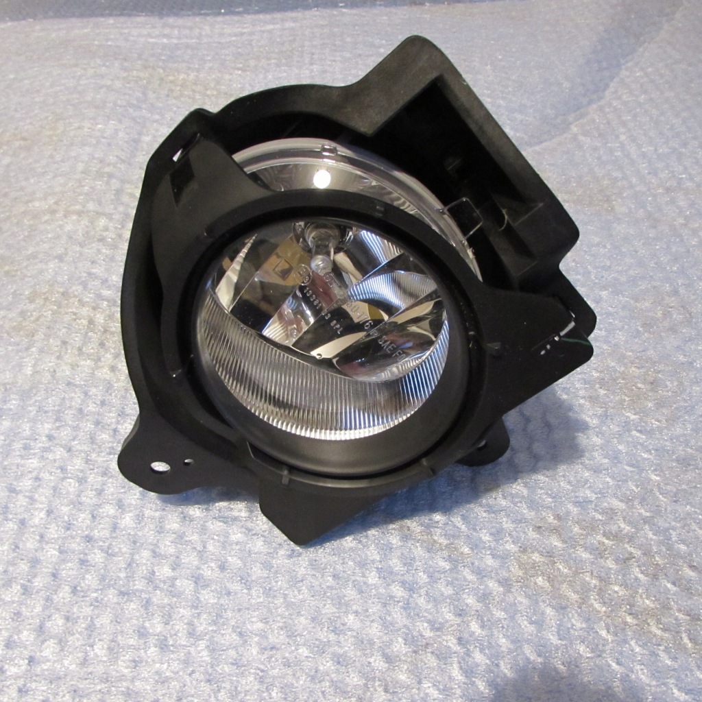 фото №1, Hilux 12-15 протитуманна фара лампа протитуманна правий