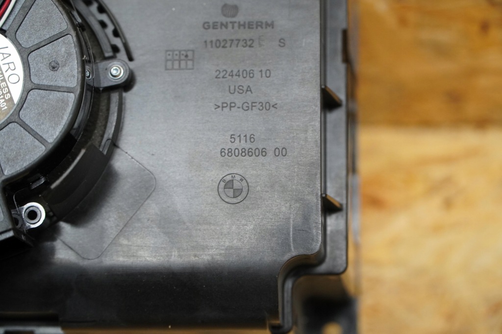 фото №8, Cup держатель место na кружки охлаждение 6827173 bmw x6 g06 оригинал 20-