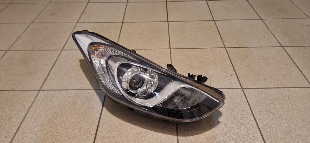 фото №1, Лампа правая передняя hyundai i30 2012+ подсветка