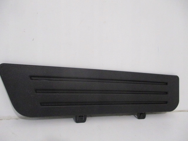 фото №1, Renault talisman sedan заглушка багажника правая 849l65616r