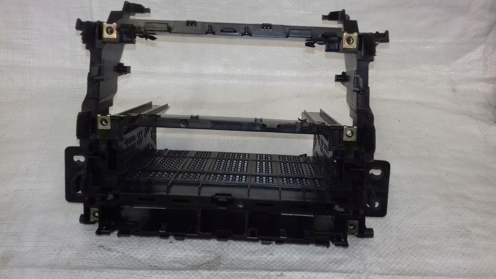 фото №11, Рамка средняя корзина радио audi a4 b5 fl 8d0858005m